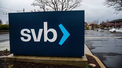 Acciones de SVB caen más del 60% antes de las operaciones del mercado