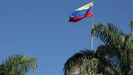 Gobierno de Venezuela y oposición firman en México acuerdo para iniciar diálogo