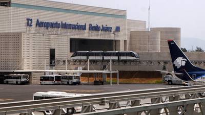 AMLO plantea construir de nuevo la terminal 2 del AICM para ‘evitar desgracias’