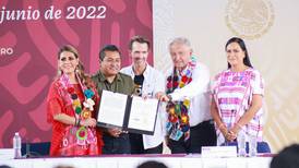 AMLO firma convenio con Fundación Teletón para construir CRIT en La Montaña, Guerrero