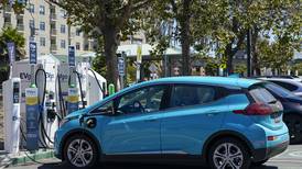California aprueba política para prohibir venta de autos de gasolina en 2035