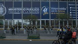 Asilo político para Pedro Castillo: México inicia consulta con Perú, anuncia Ebrard