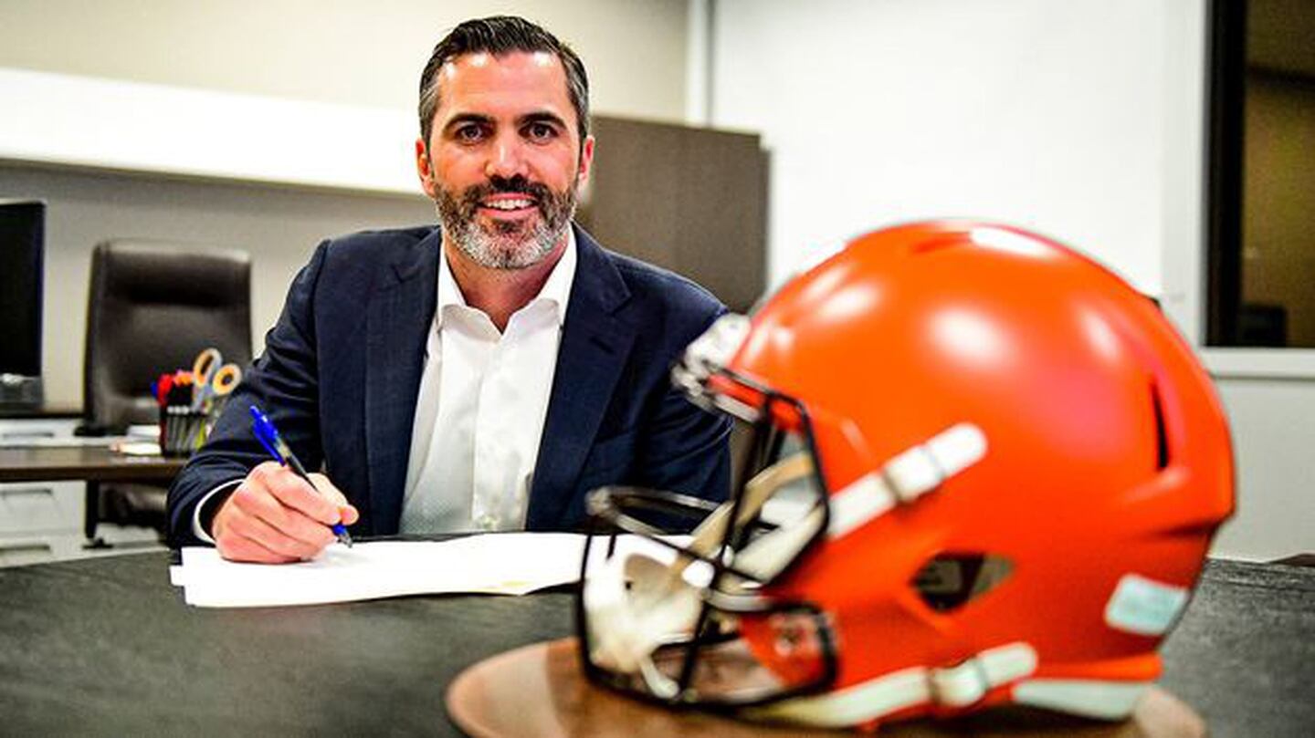 Kevin Stefanski es el nuevo entrenador en jefe de los Browns