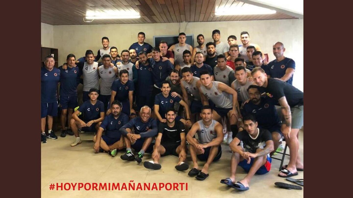 Jugadores de Veracruz salen en redes con #HoyPorMiMañanaPorTi