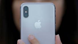 Apple consigue segundo proveedor de pantallas OLED para iPhones