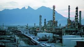 Tiene México la más baja tasa de uso de refinerías en la OCDE