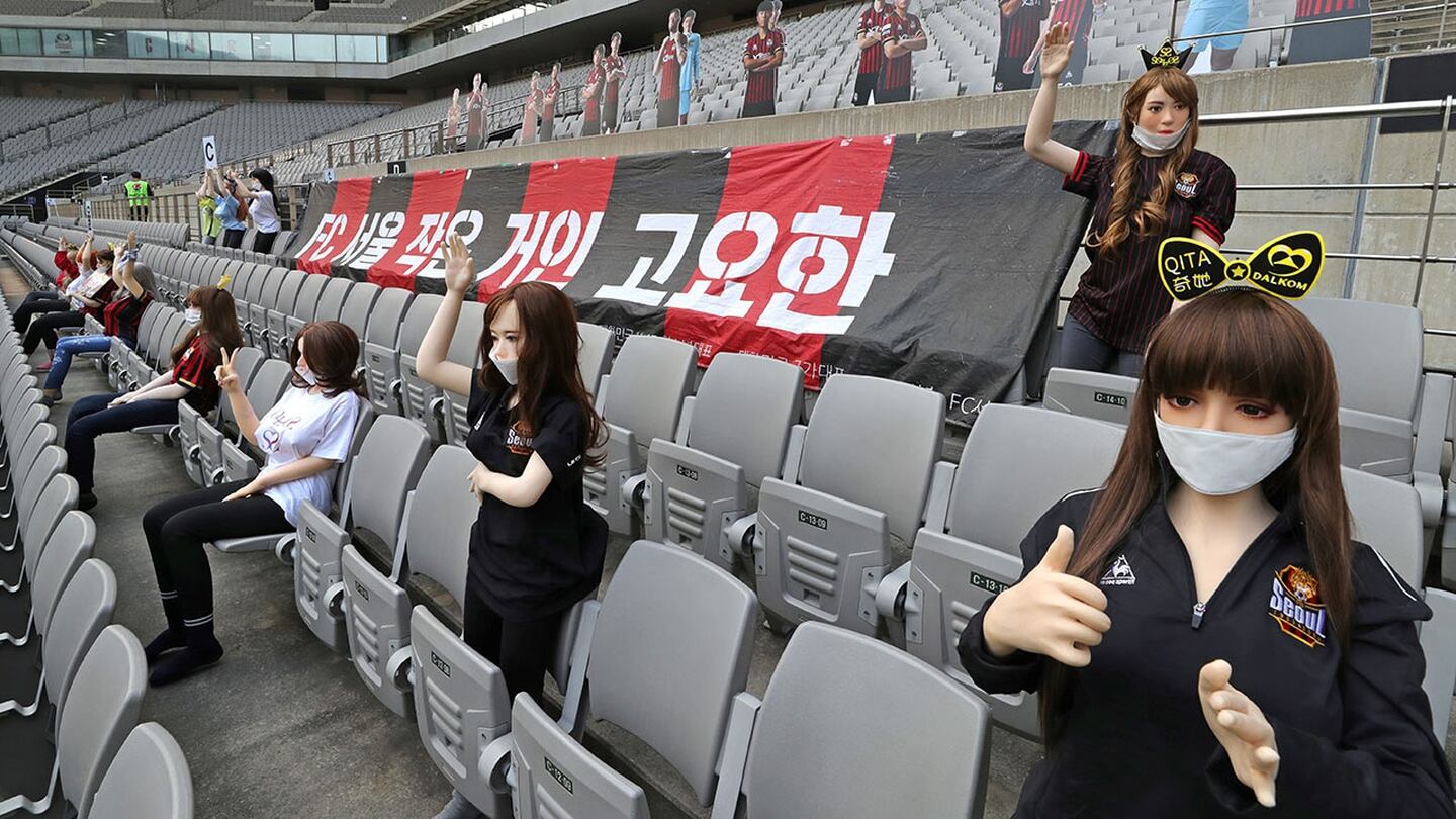 FC Seoul usó muñecas sexuales en la grada y ya ofreció disculpas