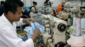 Monreal urge a declarar industria del vestido y el calzado como actividad esencial 
