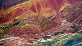 Visita las montañas más coloridas del mundo