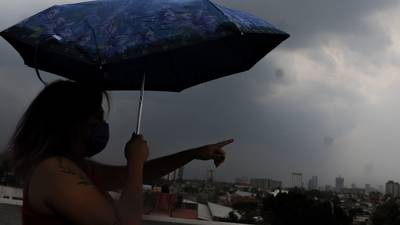 Cinco fenómenos ‘atacarán’ a México este viernes: ¿Qué estados tendrán calor extremo y lluvias?