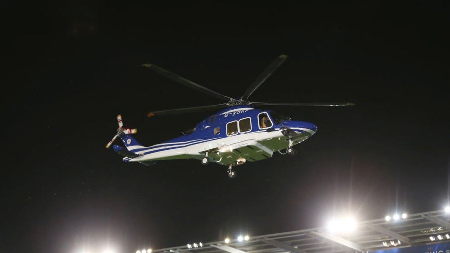 Prensa británica asegura que el dueño de Leicester sí viajaba en el helicóptero caído