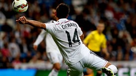 ¿Lo extrañan en la Champions? UEFA recuerda goles de ‘Chicharito’ en Europa