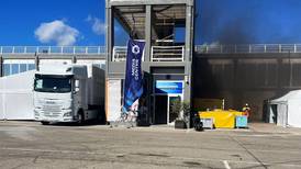 Incendio en el paddock de la Fórmula E frena actividad de pretemporada en Valencia