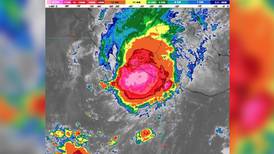 ‘Rick’ llega a México: se degrada a huracán categoría 1 