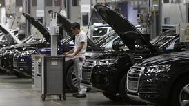 Producción de autos se ‘enfría’: Cae 12.7% en marzo, pero exportación avanza 4.8%