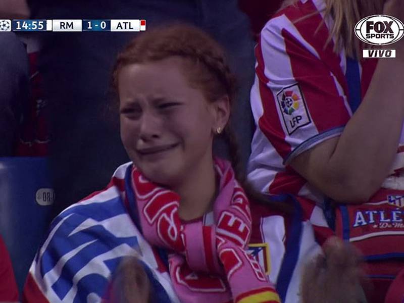 ¡Mira cómo lloró esta aficionada por el gol del Real Madrid!