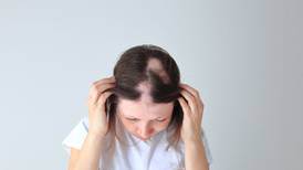 Un remedio de ‘pelos’: la FDA aprueba primer tratamiento contra alopecia