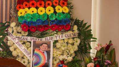 Familia de Ociel Baena denuncia robo tras sepultura en Coahuila