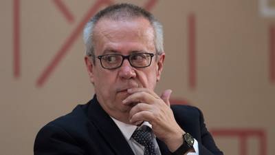 ¿Quién es Carlos Urzúa, el político que ‘traicionó' a AMLO y se fue con la oposición?