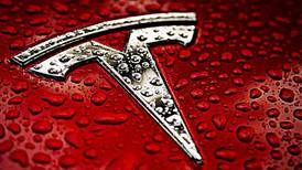 Tesla ‘engorda’ su billetera tras anuncio de segunda división de acciones en dos años