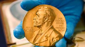 Este año se entregarán dos Nobel de Literatura, confirma Academia Sueca