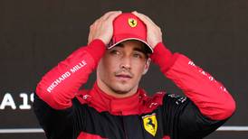 Leclerc sufre segunda sanción de la FIA; largará en último lugar de la parrilla