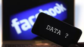 Facebook niega rastrear 'secretamente' llamadas y mensajes