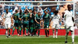 Real Madrid despide la temporada con derrota 2-0 ante el Betis de Guardado