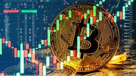 Bitcoin ‘tropieza’, pero descartan riesgos mayores 