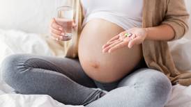 ¿Paracetamol en el embarazo? Estudio advierte sobre posibles efectos adversos