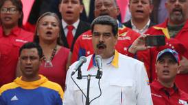 Nicolás Maduro dice que negocia con 'oposición extremista' de Venezuela