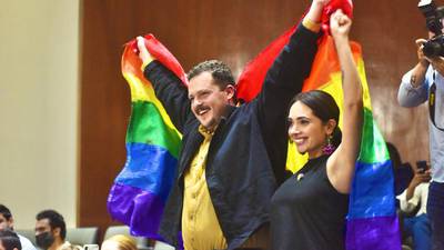 Jalisco sancionará terapias de conversión y aprueba ley de identidad de género