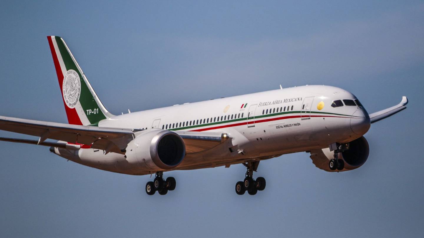 AMLO concreta venta de avión presidencial a gobierno de Tayikistán