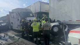 ‘Carambola’ en carretera Puebla-Orizaba deja dos muertos y 20 heridos