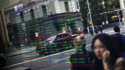 Wall Street cierra ‘ansioso’ tras dato de inflación de EU