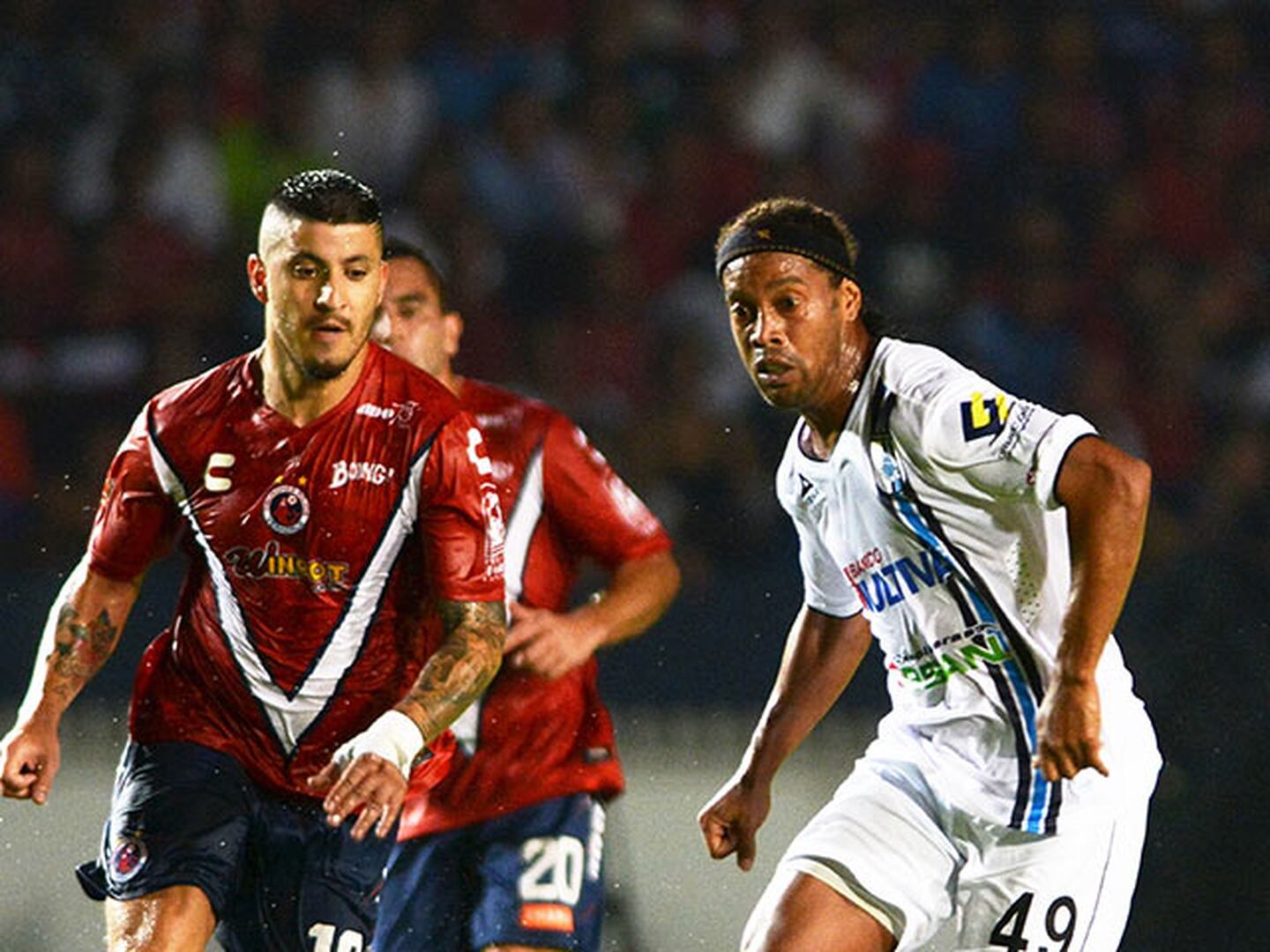 Ronaldinho jugará partido de exhibición en Veracruz