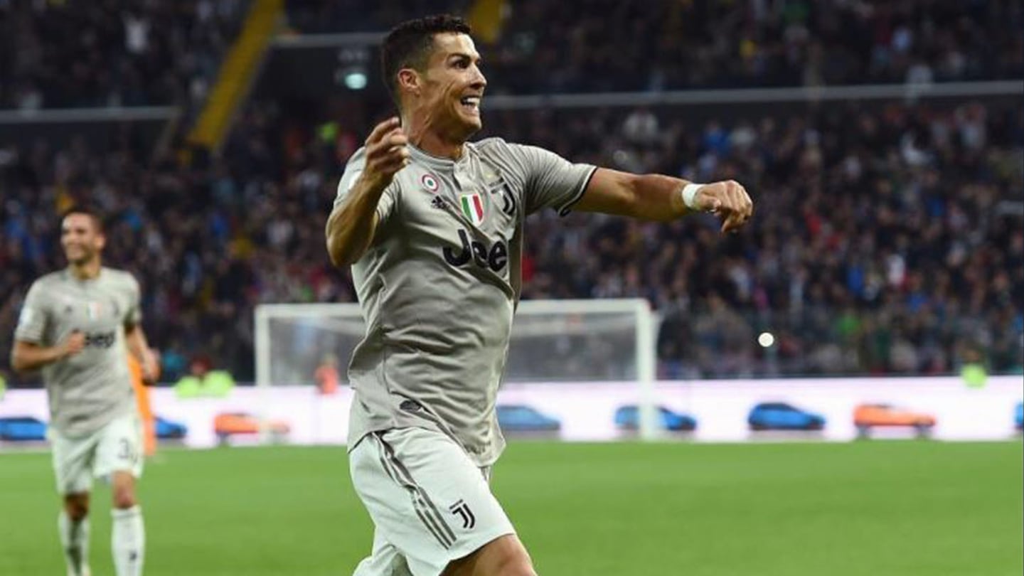 Cristiano vuelve a anotar y la Juventus continúa con su paso perfecto