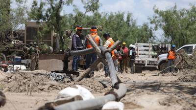 Derrumbe de mina en Coahuila: Vivir aquí es una ‘bomba de tiempo’, dicen pobladores de Sabinas