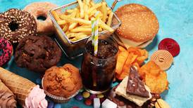 Comida chatarra: marcas famosas luchan por dejar la adicción a la basura