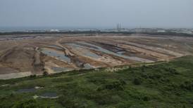 Reinician actividades en refinería de Dos Bocas luego de pausa por lluvias 