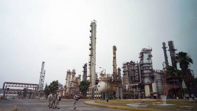 Piden estudio de contaminación de refinería de Cadereyta