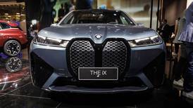 BMW reinventa sus parrillas icónicas en autos eléctricos 