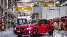 ¡A romper el cochinito! Último Volkswagen Golf GTI fabricado en México será subastado