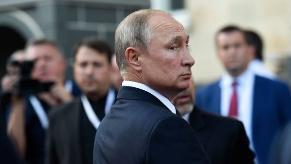 Putin se prepara para una guerra prolongada y recurrirá a medidas más drásticas, advierte espía de EU