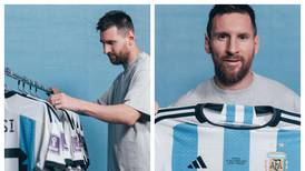 Messi donó seis icónicas camisetas que usó en el Mundial de Qatar 2022: ¿Y la playera restante?