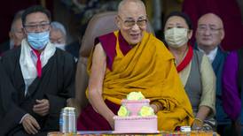 Dalái Lama celebra su cumpleaños 88 pese a escándalo de abuso infantil: ‘parezco de 50′