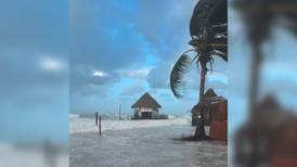 Frente frío 32 ‘inunda’ Holbox: Así luce actualmente la isla mexicana