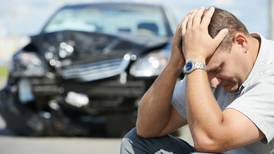 Auto sin seguro en CDMX: ¿De cuánto es la multa y qué hacer ante un choque?
