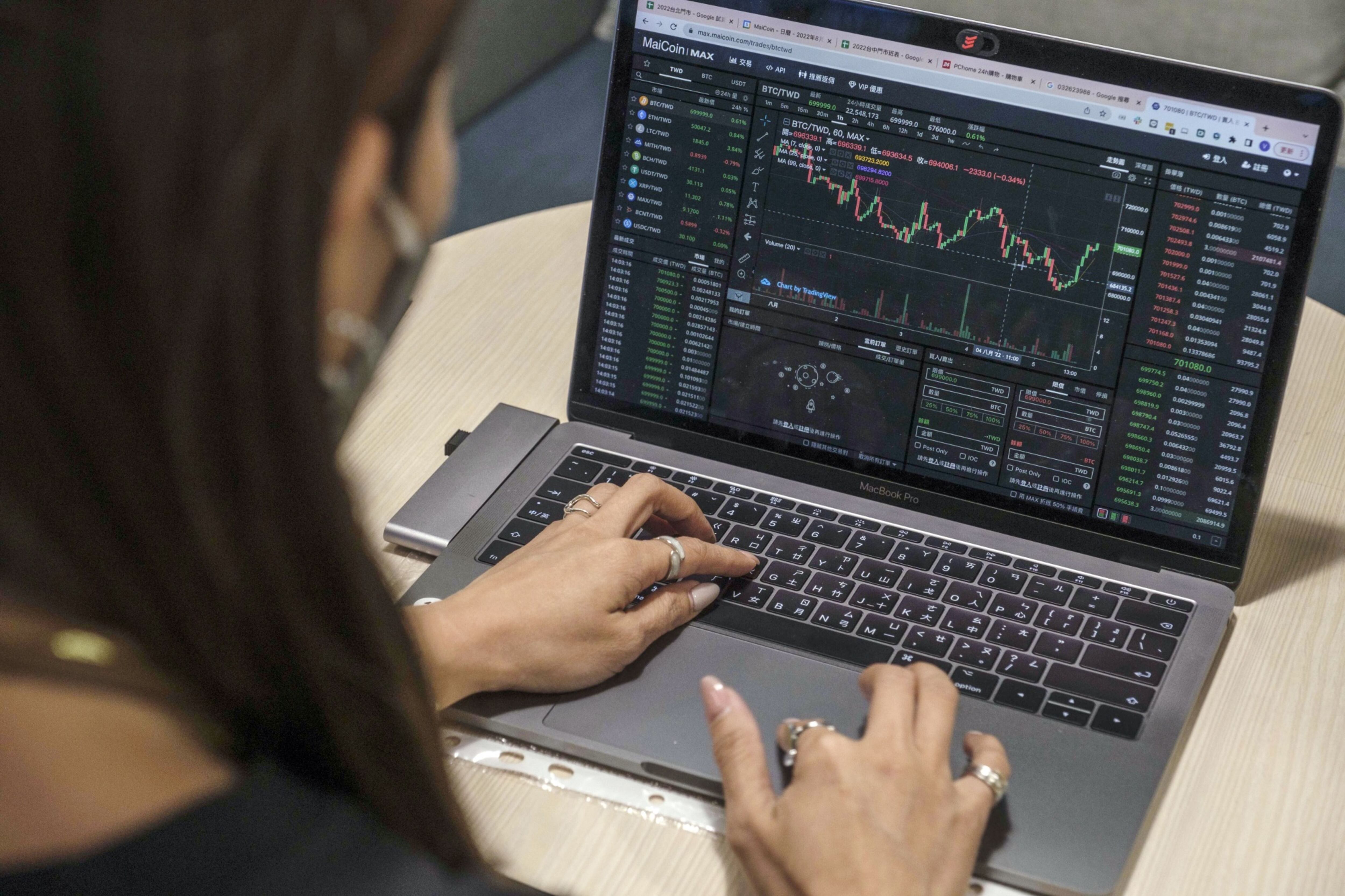 Editatona: Así es como un grupo de mujeres busca reducir la brecha de  género en Wikipedia – El Financiero