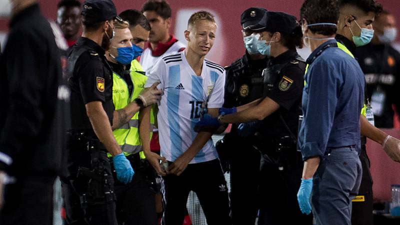 Espontáneo del Barcelona vs. Mallorca será acusado penalmente